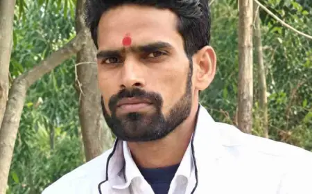 जनसेवा केंद्र संचालक का कमरे में फंदे से लटका मिला शव, जांच में जुटी पुलिस